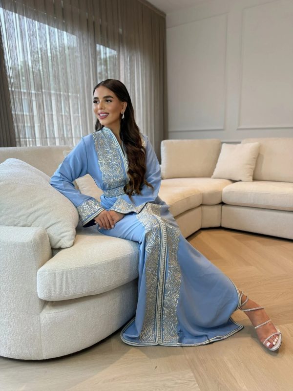 même caftan