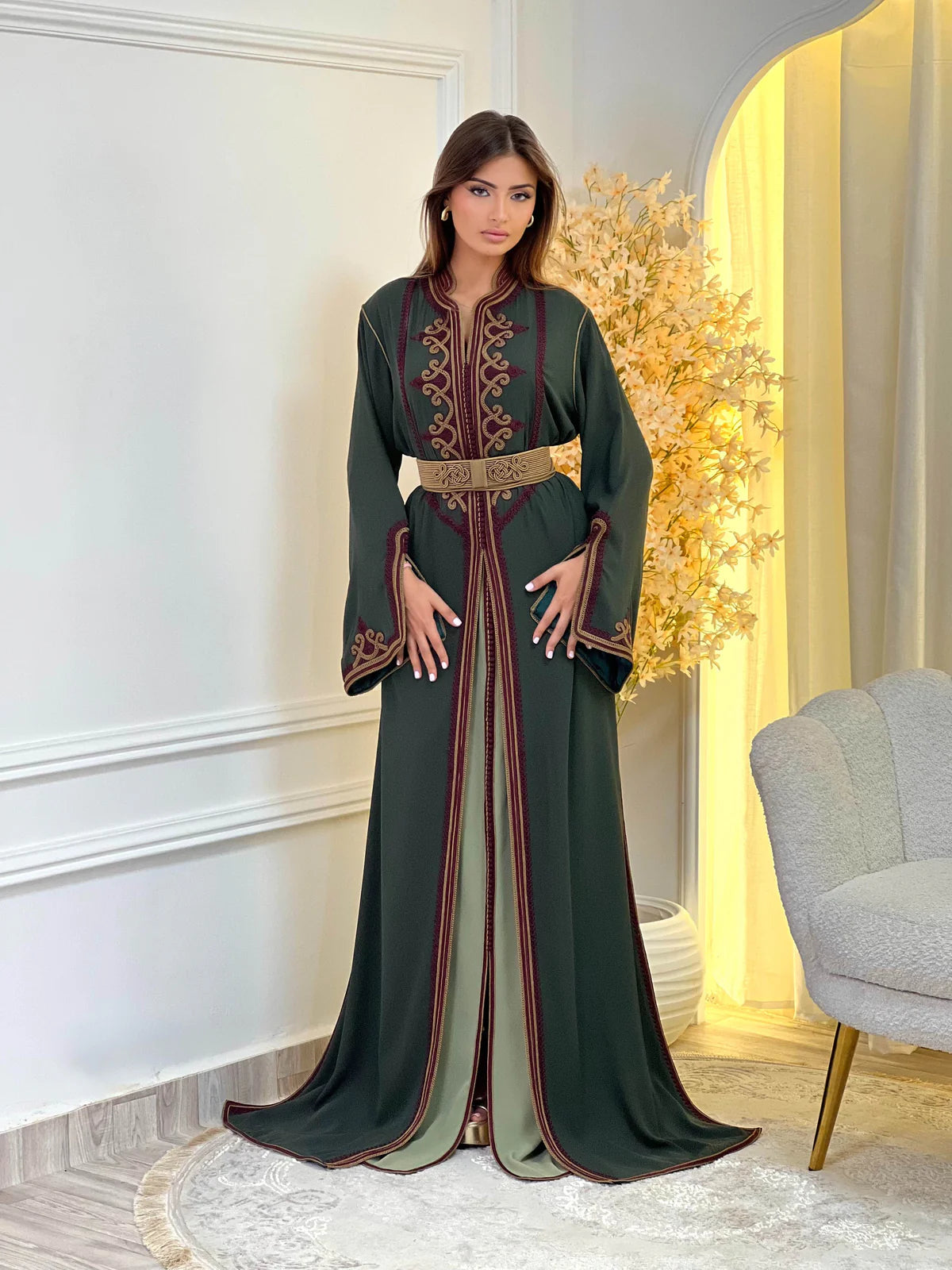 Takchita Dounia — Tenue Cérémoniale Marocaine Deux Pièces