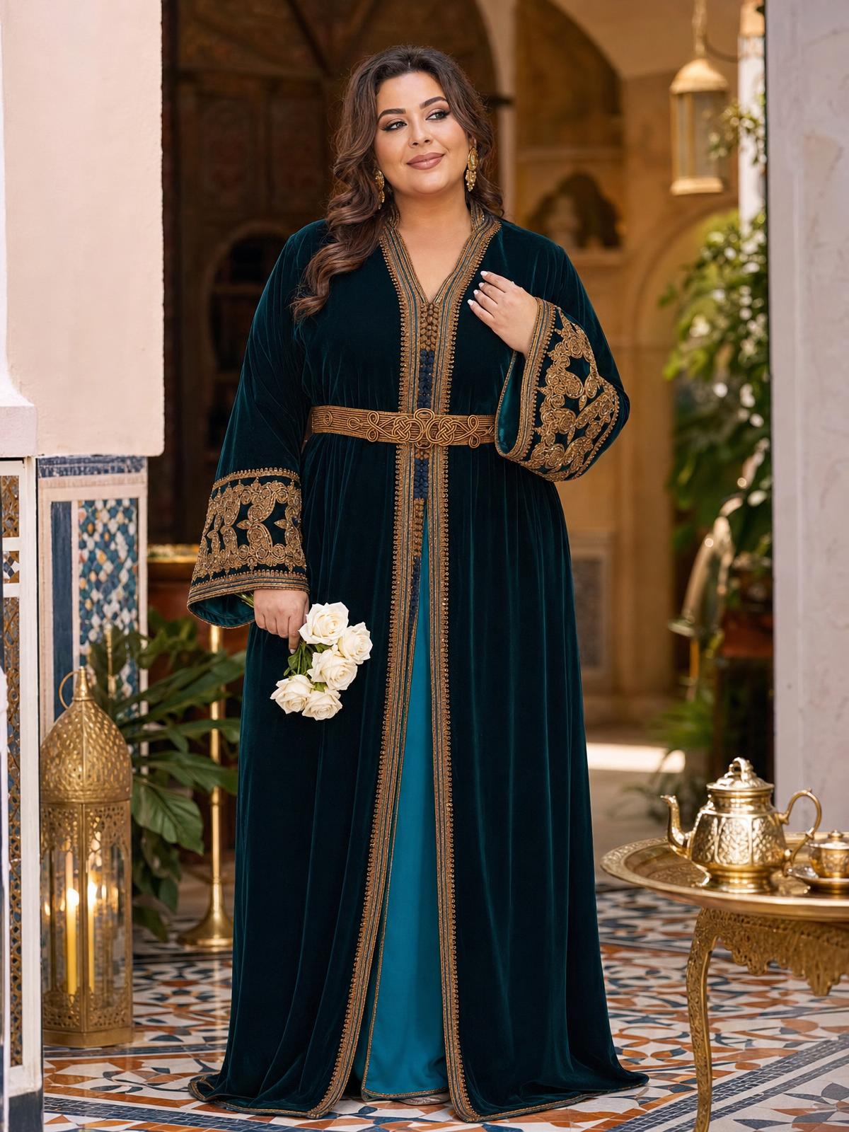 Takchita Karima — Tenue Cérémoniale Marocaine Deux Pièces \u2014 plus-size model