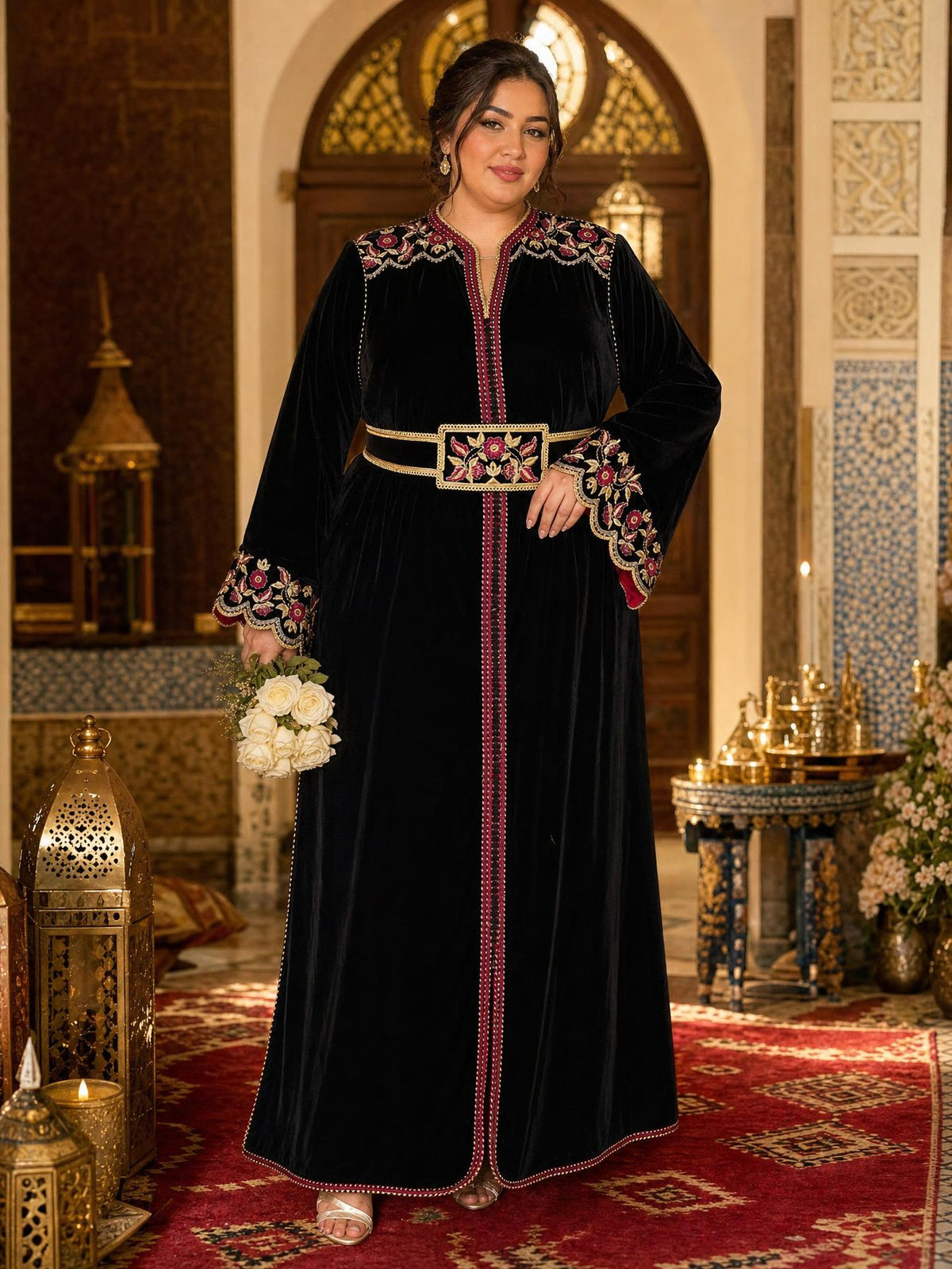 Caftan Lamiaa — Robe Caftan Marocaine Faite à la Main \u2014 plus-size model