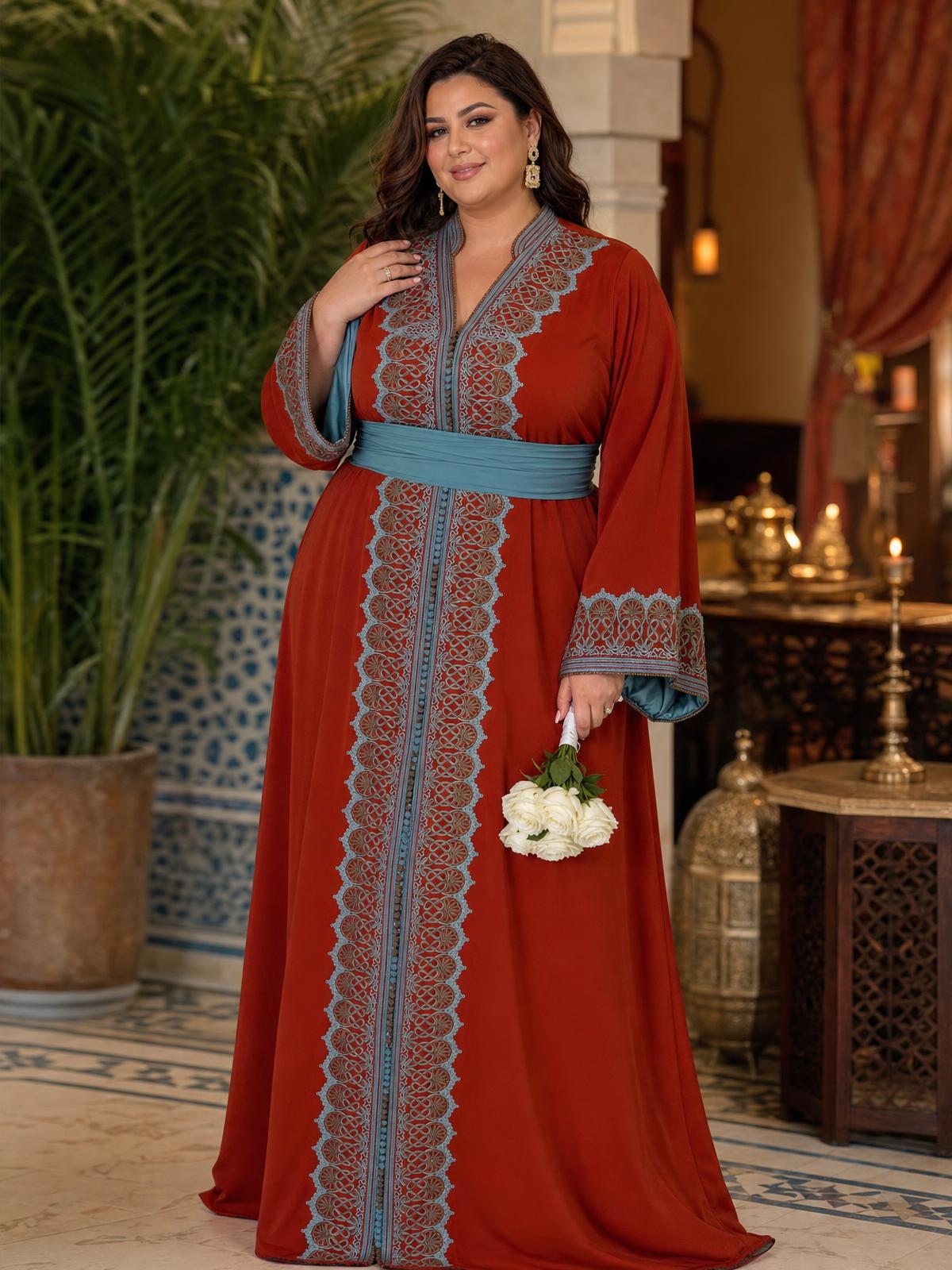 Caftan Rawia — Robe Caftan Marocaine Faite à la Main \u2014 plus-size model