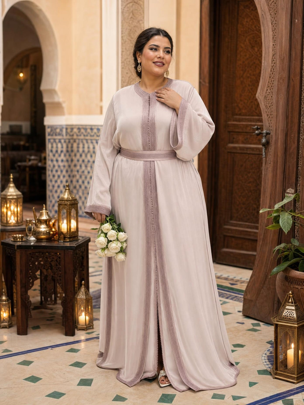 Takchita Sawsan — Tenue Cérémoniale Marocaine Deux Pièces \u2014 plus-size model