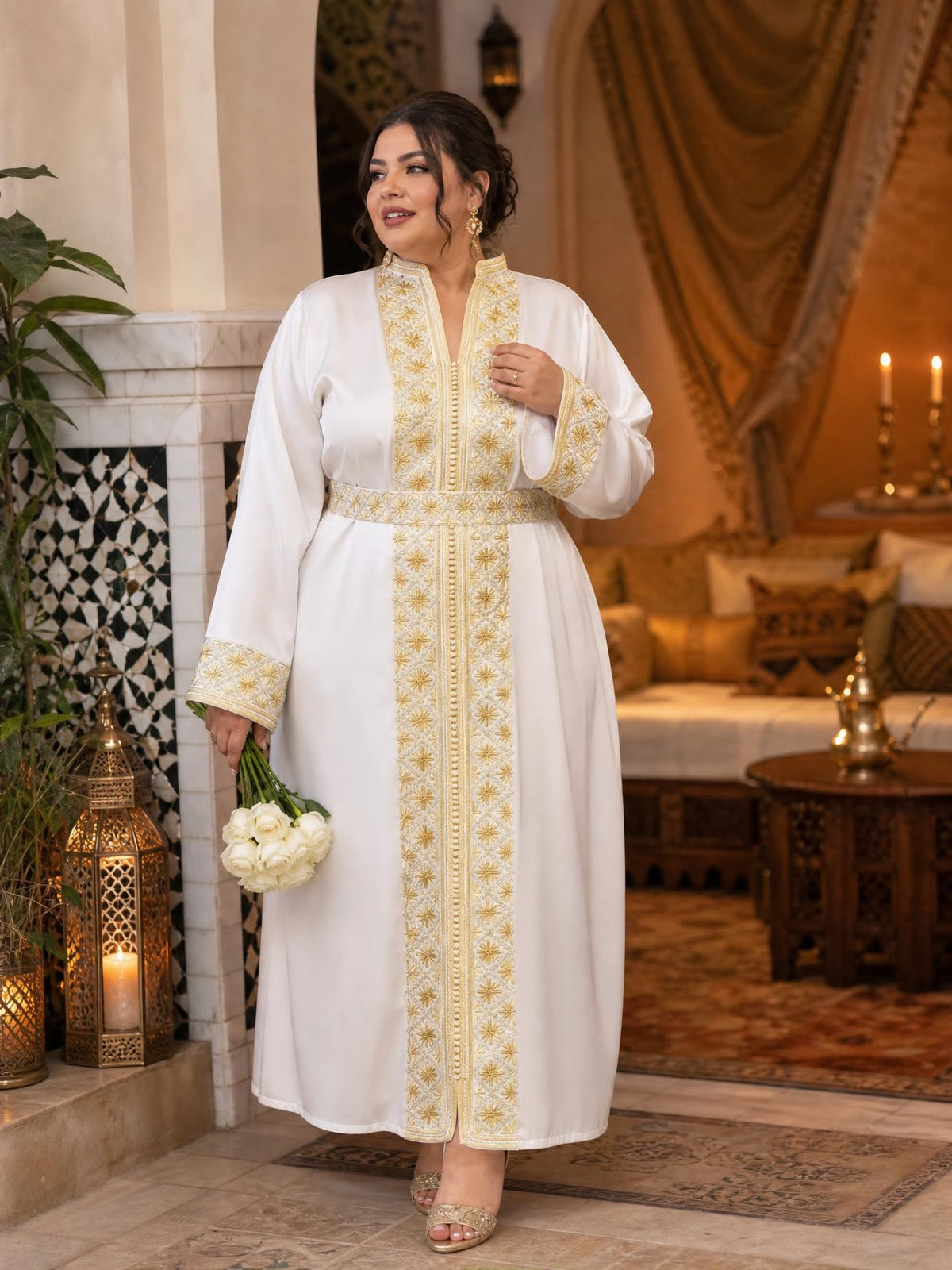 Caftan Tamara — Robe Caftan Marocaine Faite à la Main \u2014 plus-size model